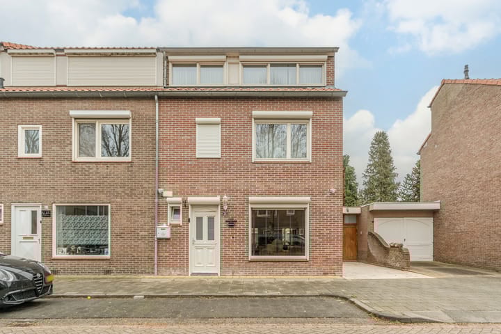 Photo 9 of Fleskensstraat 56