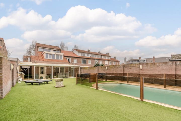 Photo 1 of Fleskensstraat 56