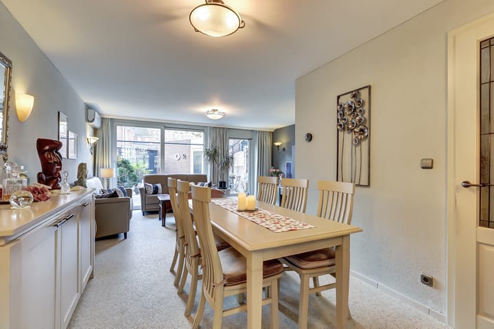 Foto 7 van Vrouw Traasstraat 14