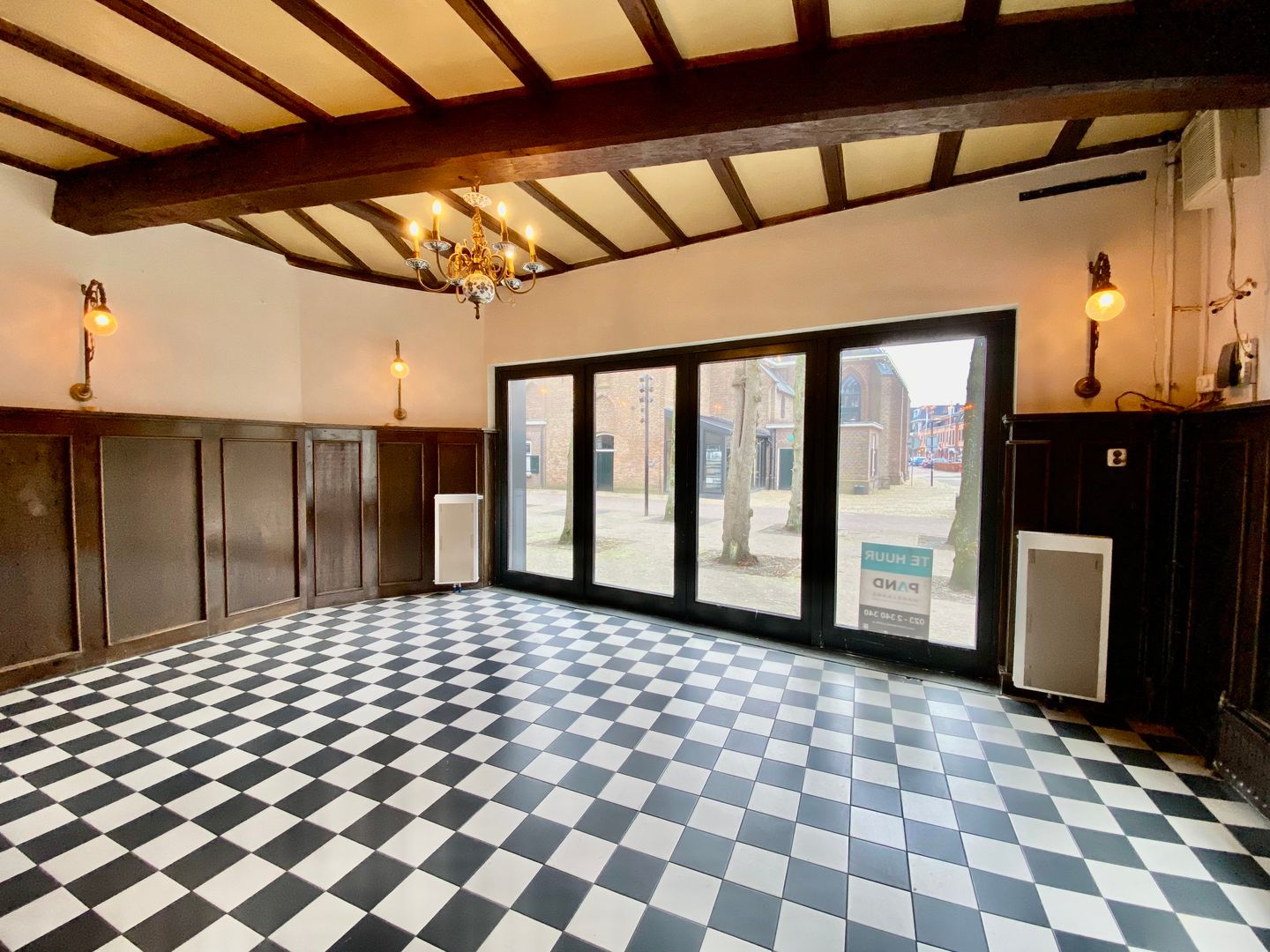 Bekijk foto 4 van Kerkplein 1