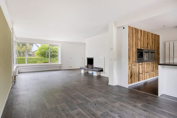 Photo 10 of Alberthus Risaeusstraat 8-A