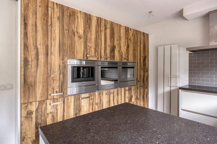 Photo 12 of Alberthus Risaeusstraat 8-A