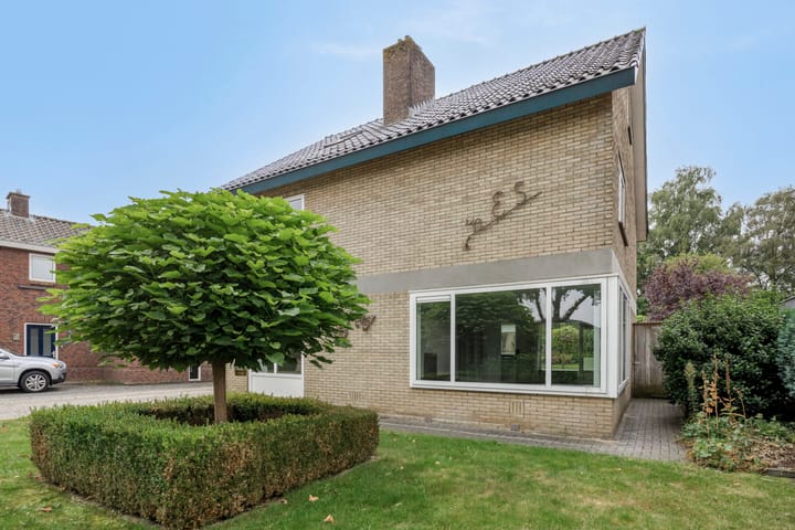 Photo 5 of Alberthus Risaeusstraat 8-A