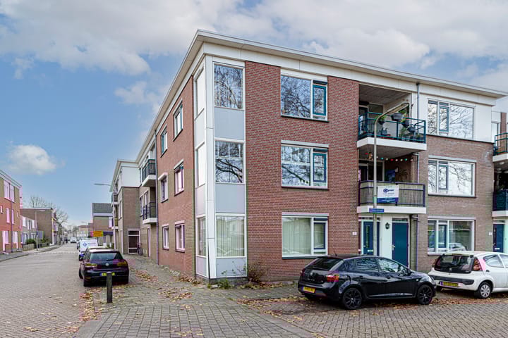 Photo 2 of Prins Hendrikstraat 119