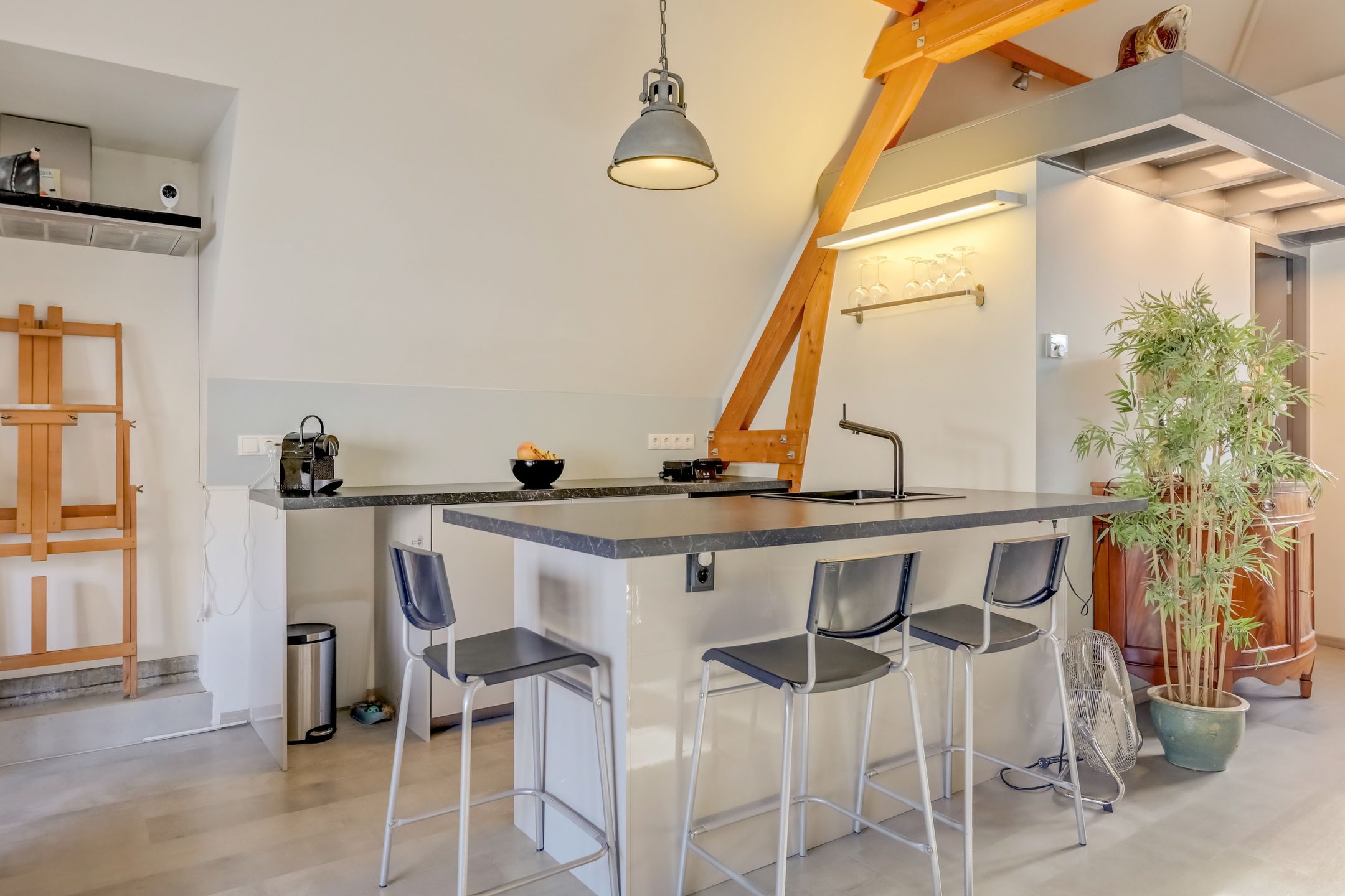 Photo 18 of Kosterstraat 6-B