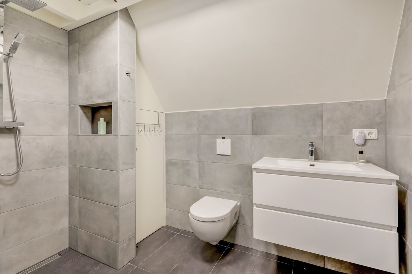 Photo 25 of Kosterstraat 6-B