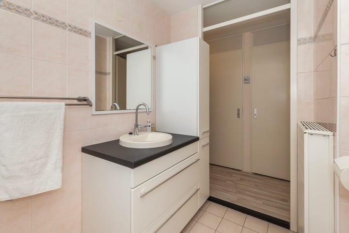 Foto 14 van Mattenbiesstraat 100