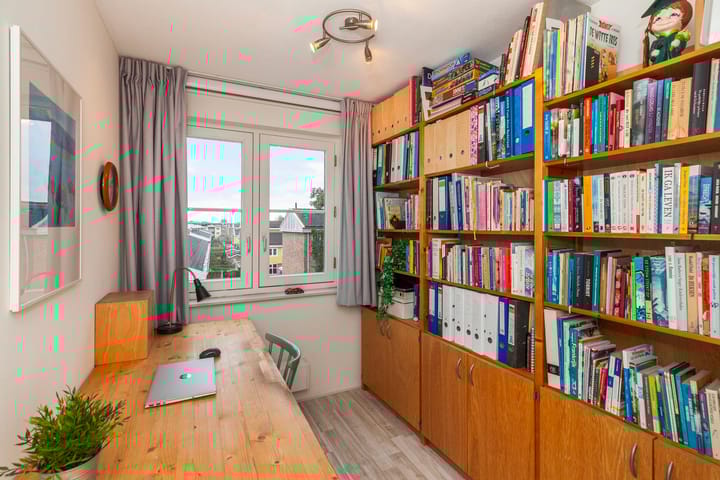 Foto 13 van Mattenbiesstraat 100