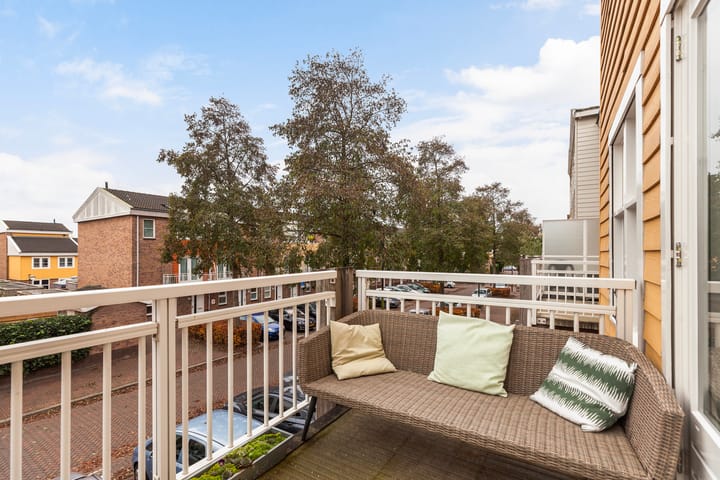 Foto 17 van Mattenbiesstraat 100