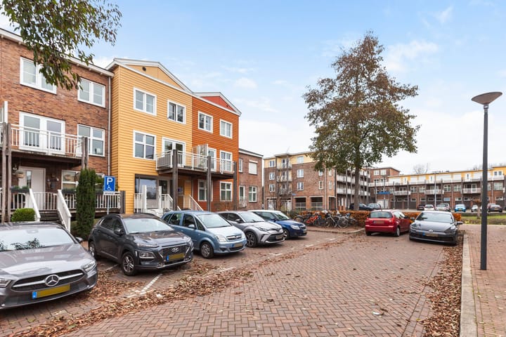 Foto 20 van Mattenbiesstraat 100