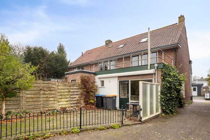 Photo 4 of Rozenstraat 40