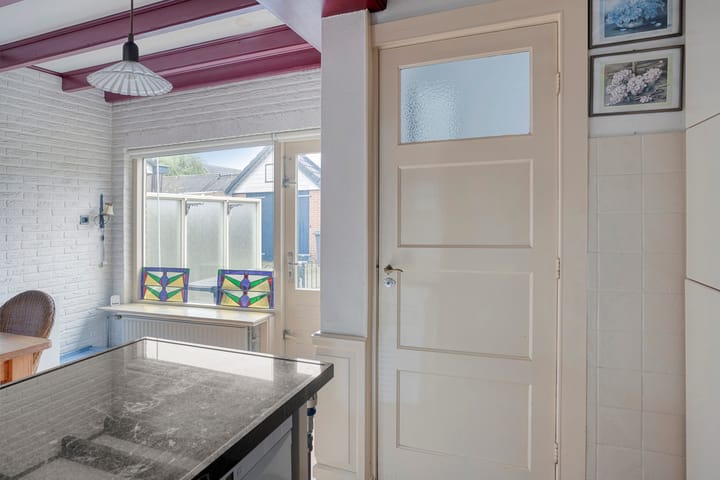 Photo 21 of Rozenstraat 40