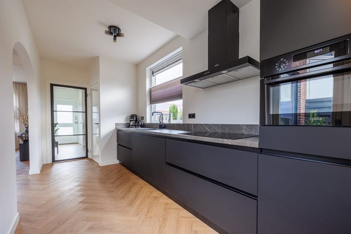 Foto 15 van Schoolstraat 11