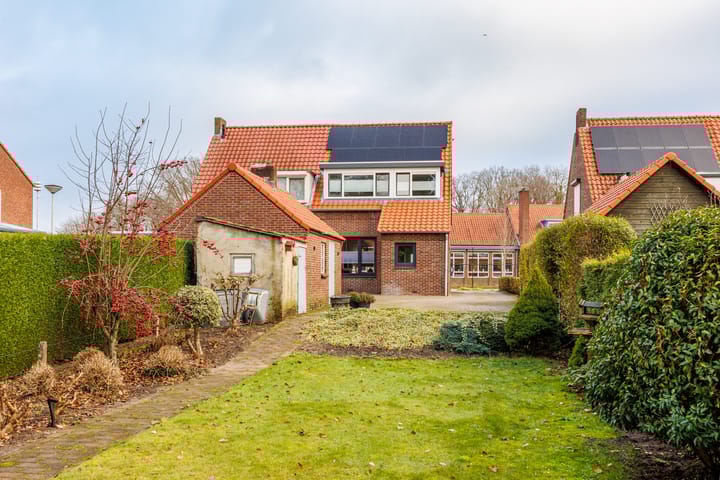 Foto 35 van Schoolstraat 11