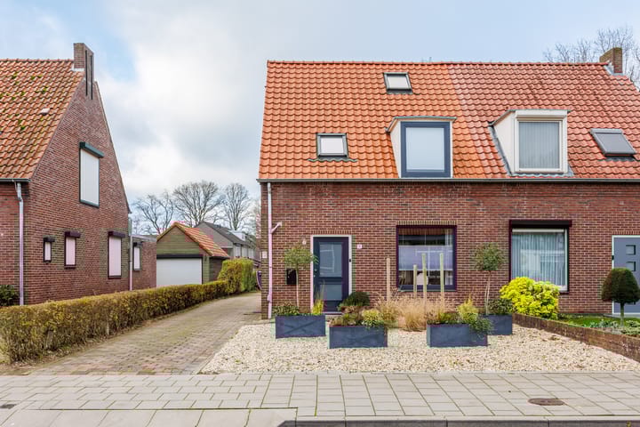 Foto 41 van Schoolstraat 11