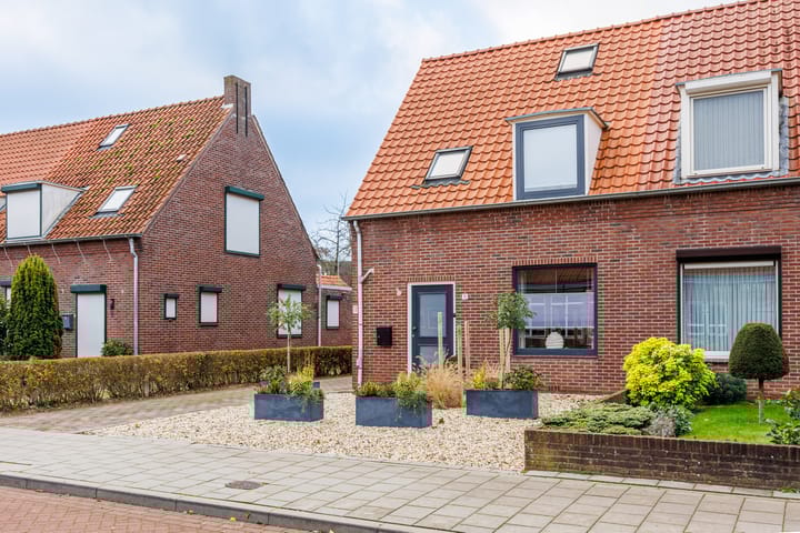 Foto 42 van Schoolstraat 11