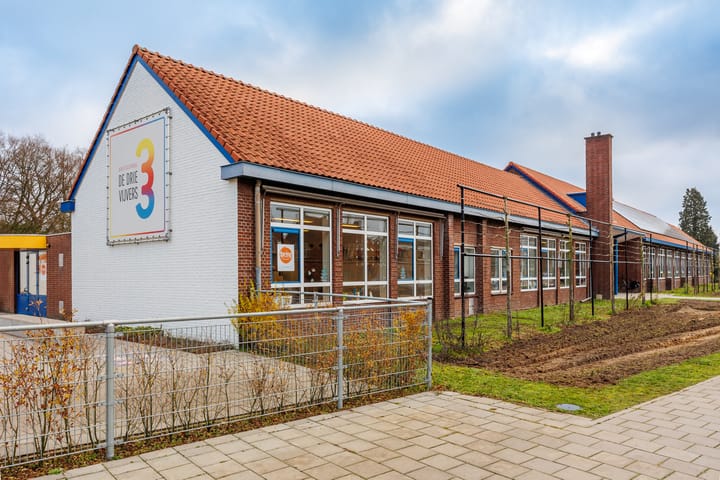 Foto 47 van Schoolstraat 11