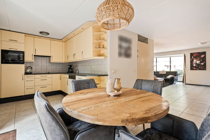 Foto 15 van Aardenburg 6