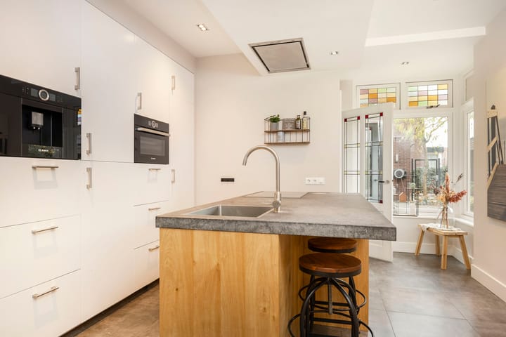 Photo 15 of Dr. A. Kuyperstraat 20