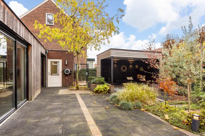 Photo 37 of Dr. A. Kuyperstraat 20