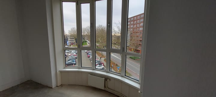 Photo 18 of Van Eesterenplein 47