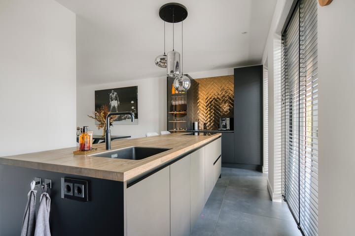 Photo 15 of Bennebroekerweg 874