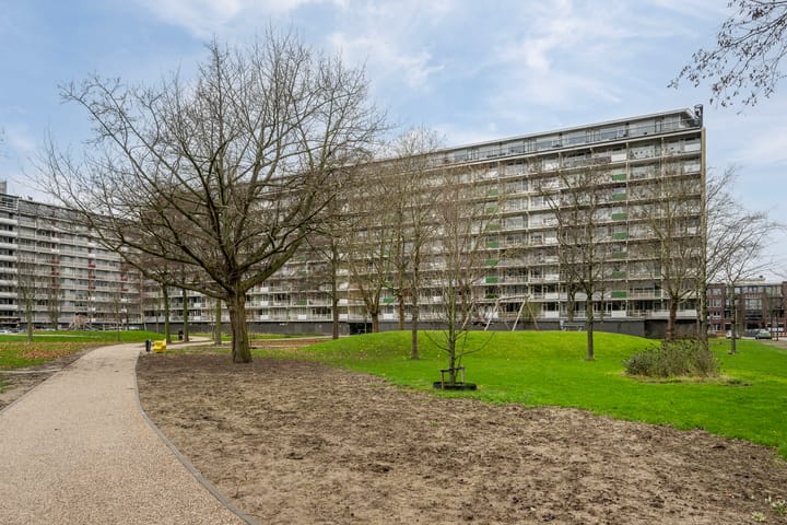 Foto 31 van Bachplein 344