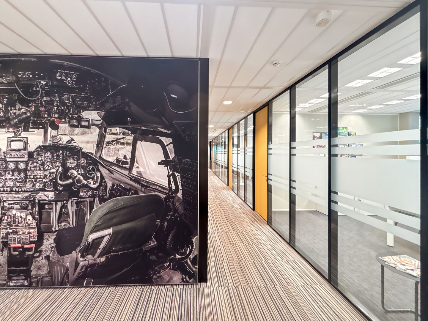 Bekijk foto 3 van Rotterdam Airportplein 22