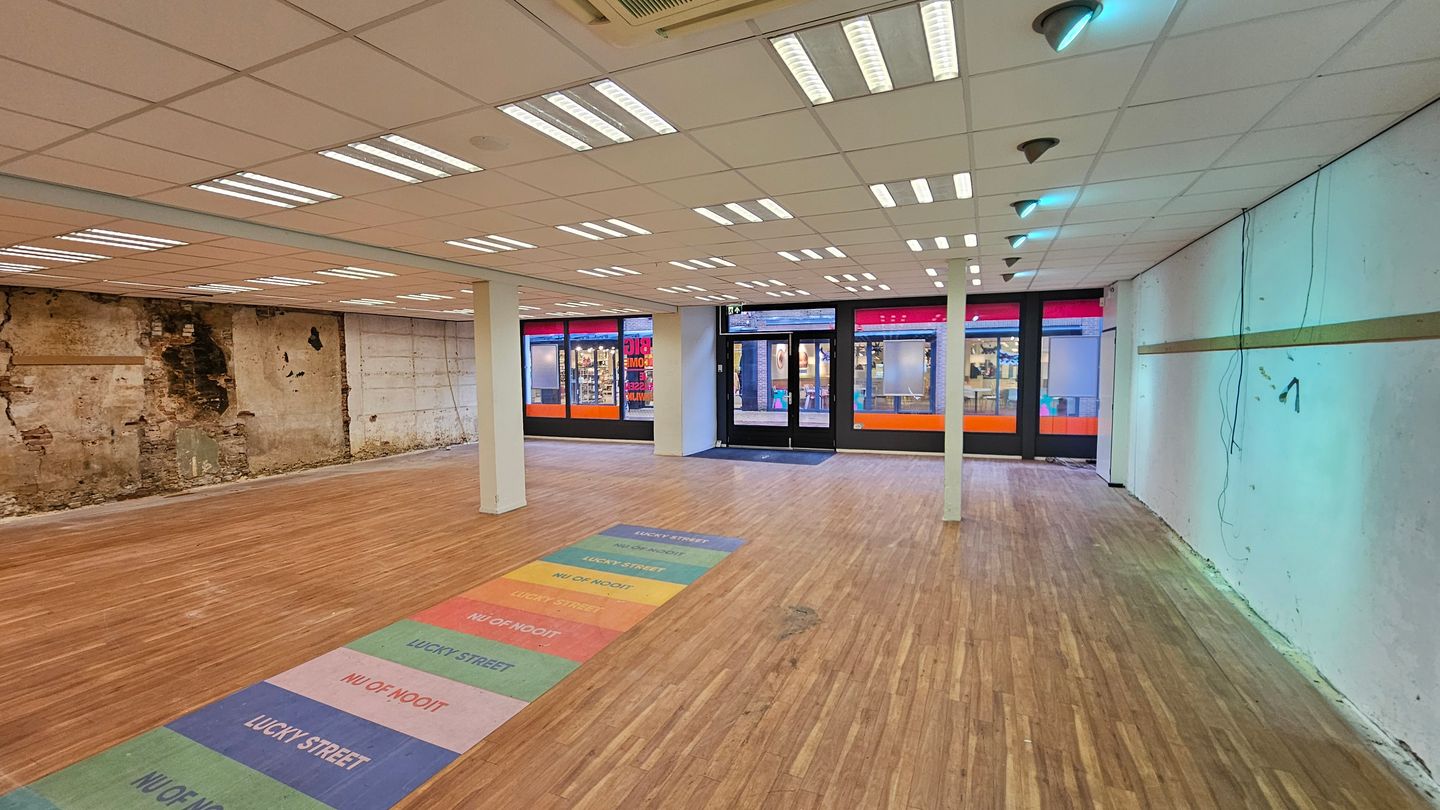 View photo 3 of Oosterstraat 66-68