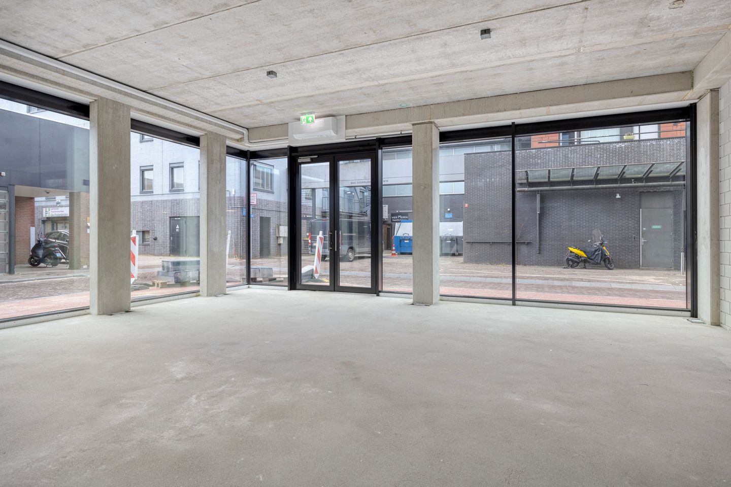 Bekijk foto 5 van Tuinweg 128