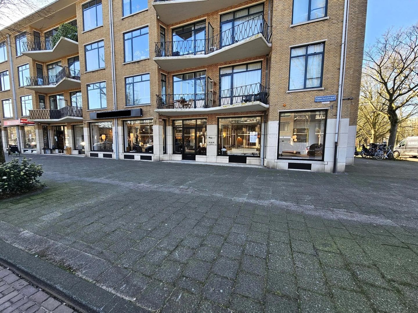 Bekijk foto 1 van Valeriusstraat 94