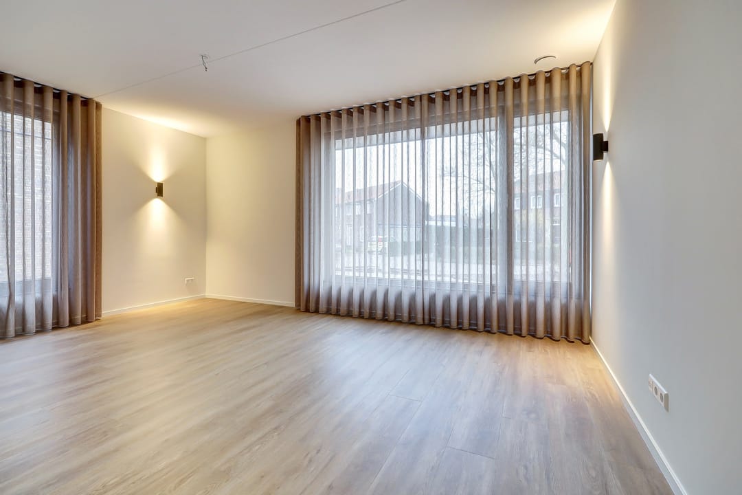 Foto 8 van Schoorstraat 10