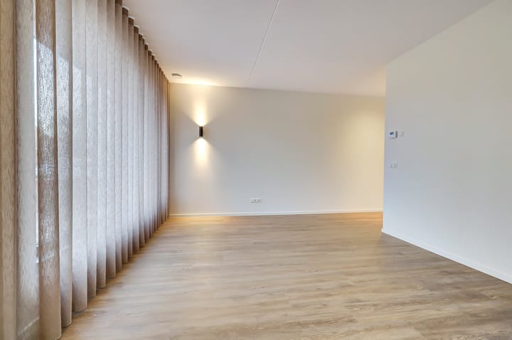 Foto 10 van Schoorstraat 10