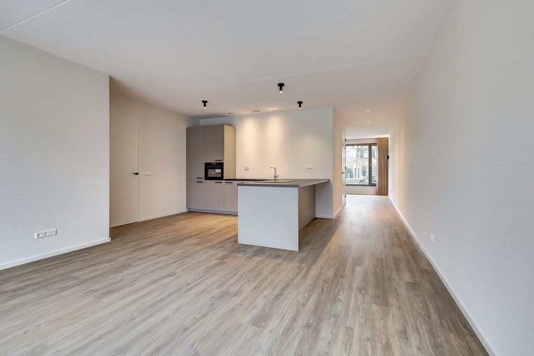 Foto 17 van Schoorstraat 10