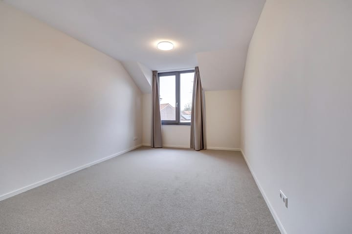 Foto 28 van Schoorstraat 10