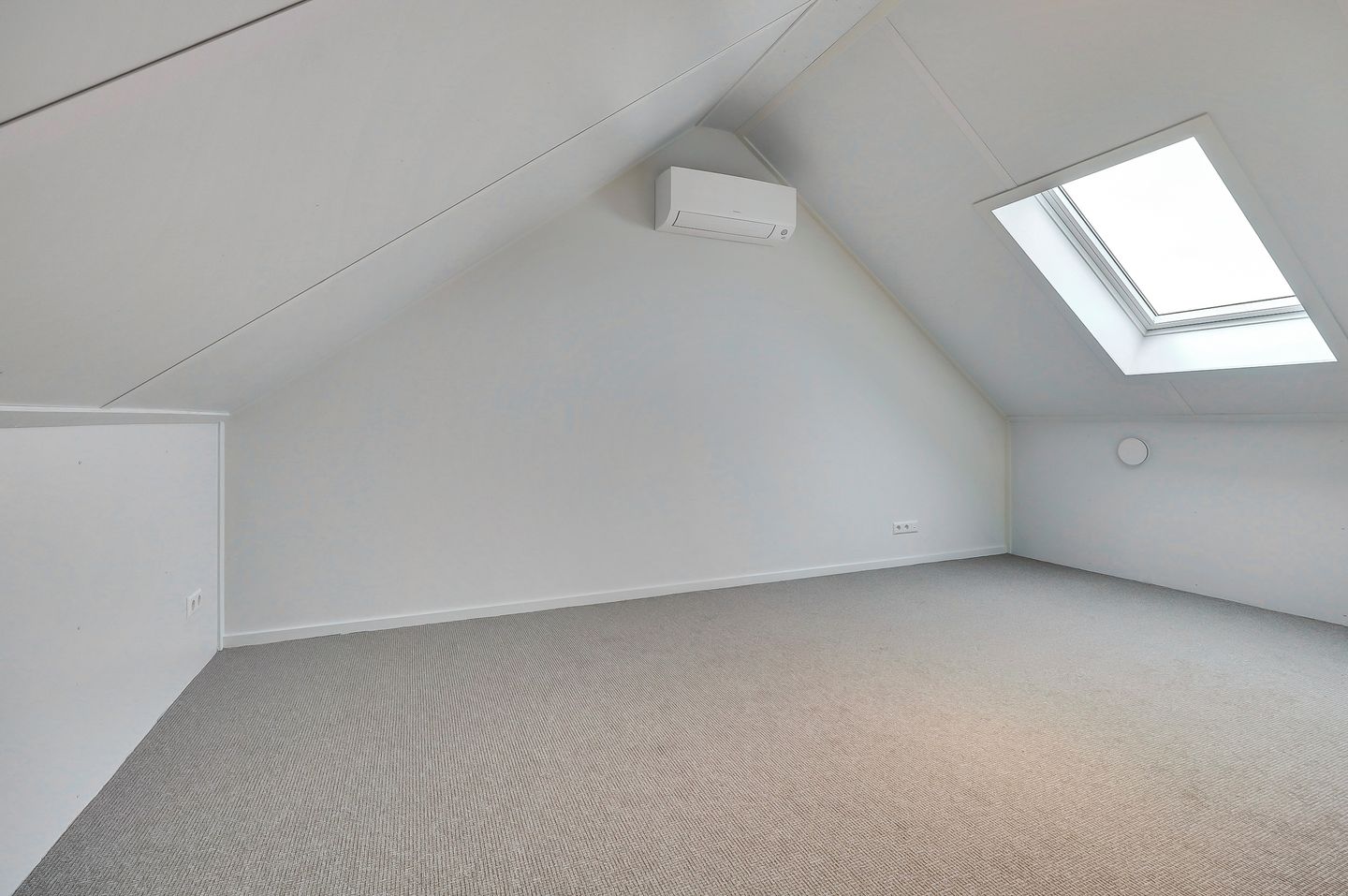 Foto 40 van Schoorstraat 10