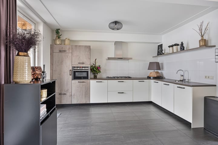 Foto 10 van Schijndelseweg 8