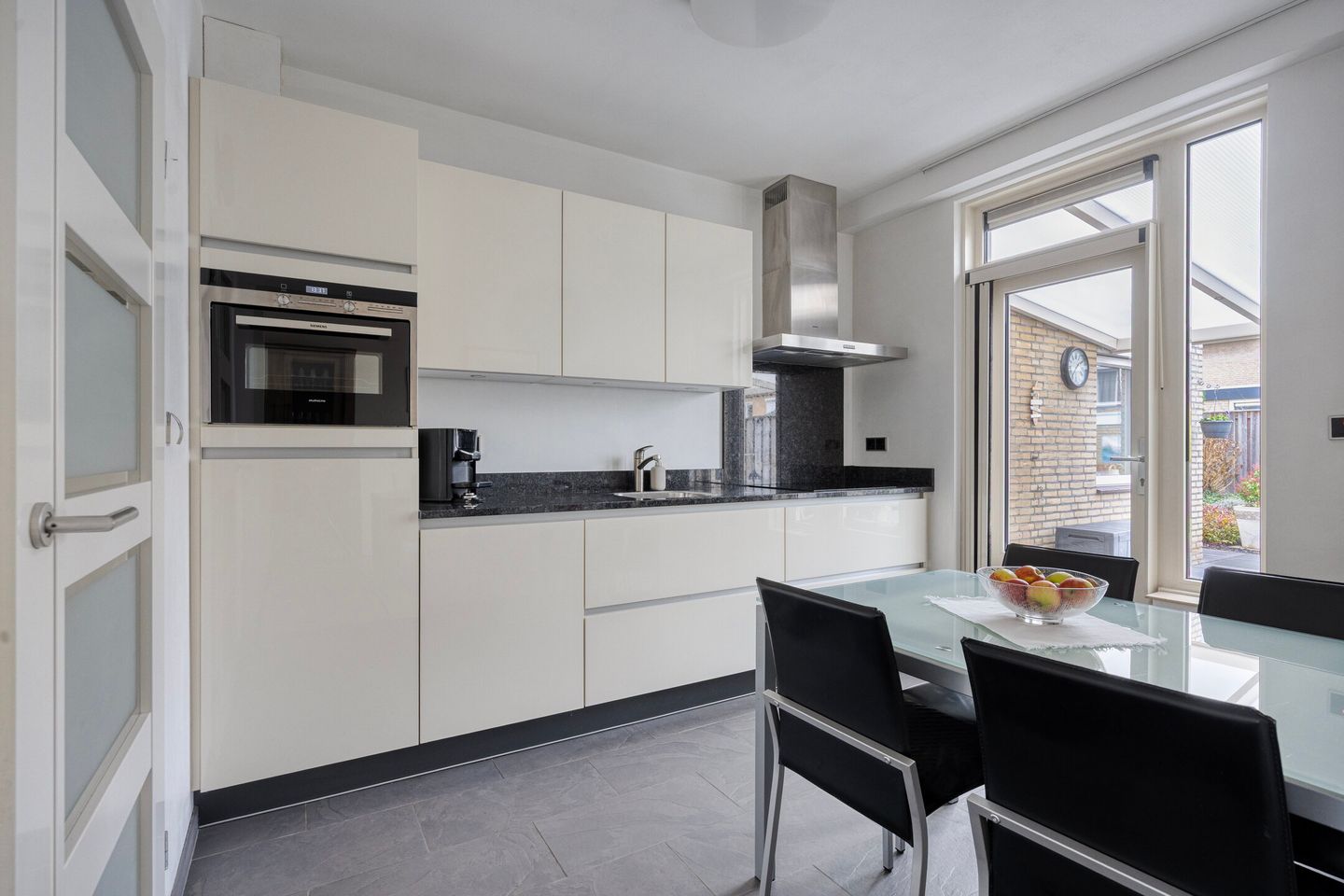 Foto 10 van Kruisbroedersweg 13