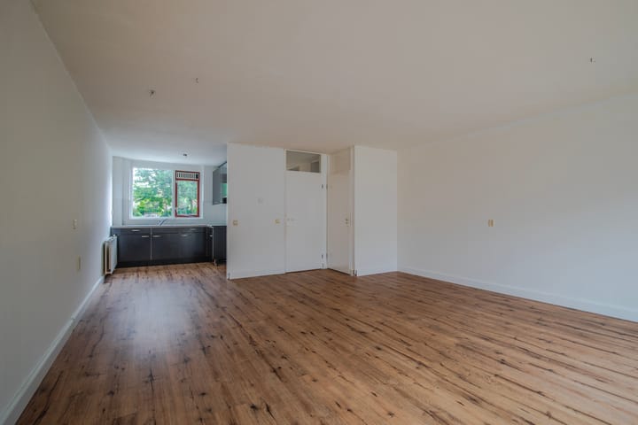 Photo 3 of Hallsteinstraat 61