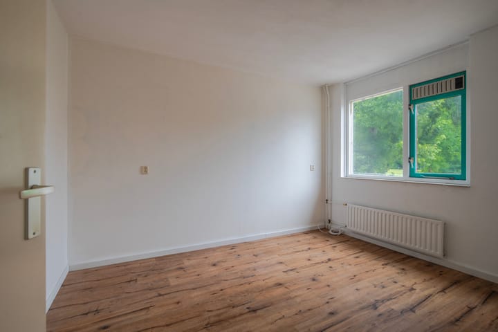 Photo 22 of Hallsteinstraat 61