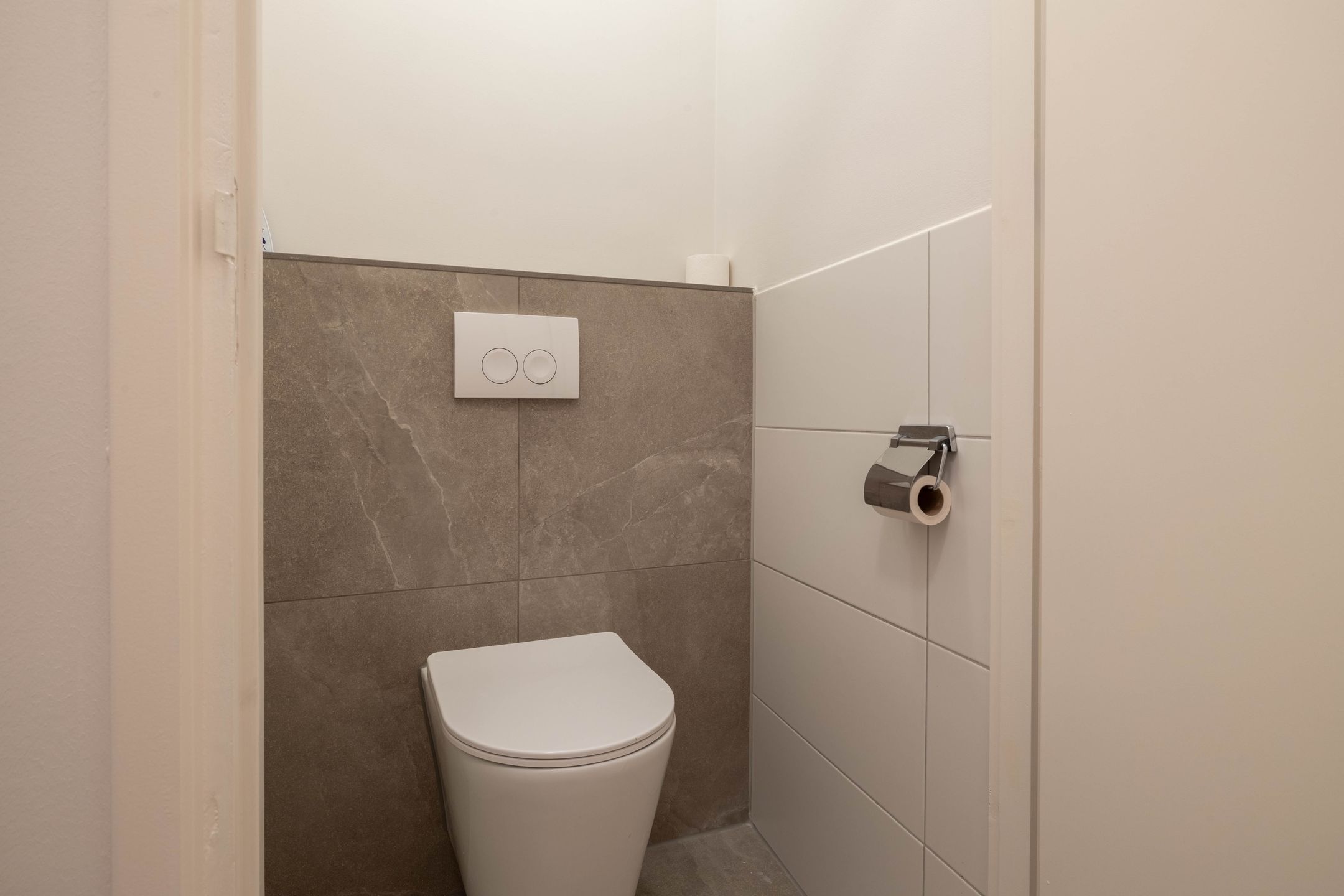 Photo 9 of Vinkenstraat 1-B