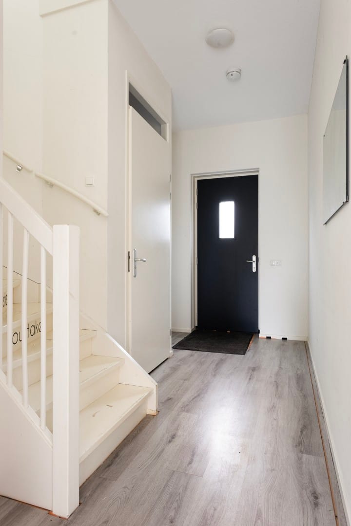 Photo 5 of Voorstraat 1-E