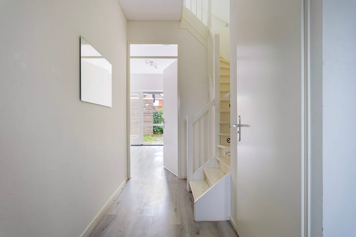 Photo 7 of Voorstraat 1-E