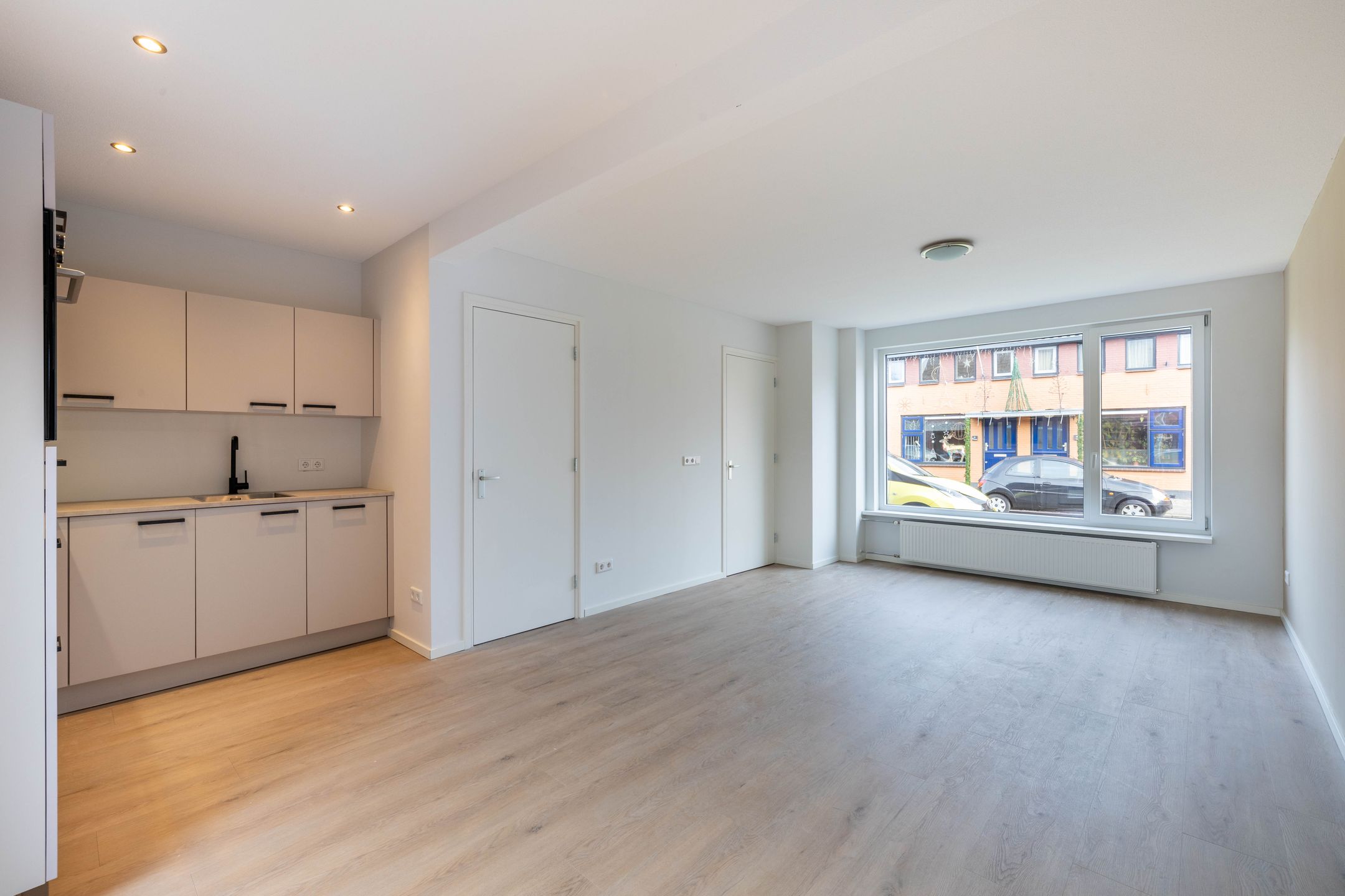 Photo 3 of Vinkenstraat 1-B