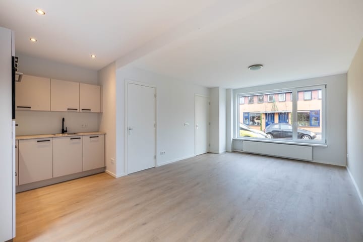 Photo 3 of Vinkenstraat 1-B