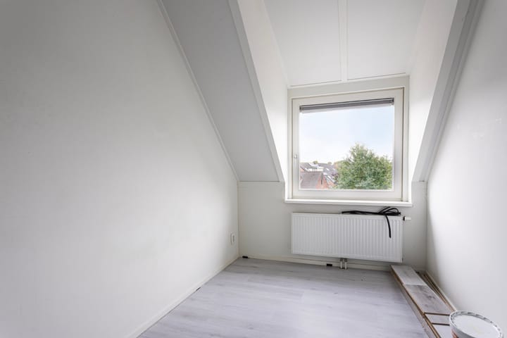 Photo 24 of Voorstraat 1-E