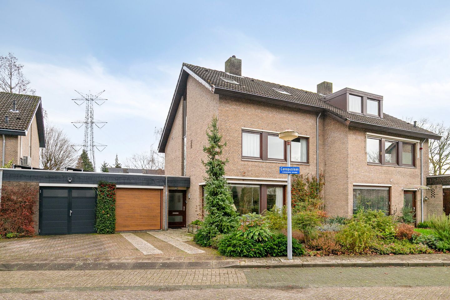Foto 1 van Canopuslaan 32