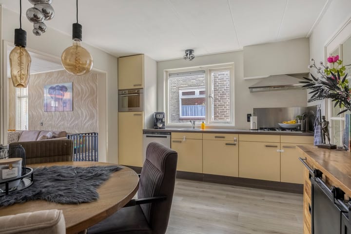 Foto 9 van Molenstraat 15