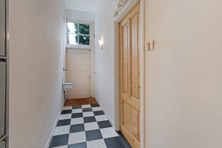 Foto 25 van Dam 51-D