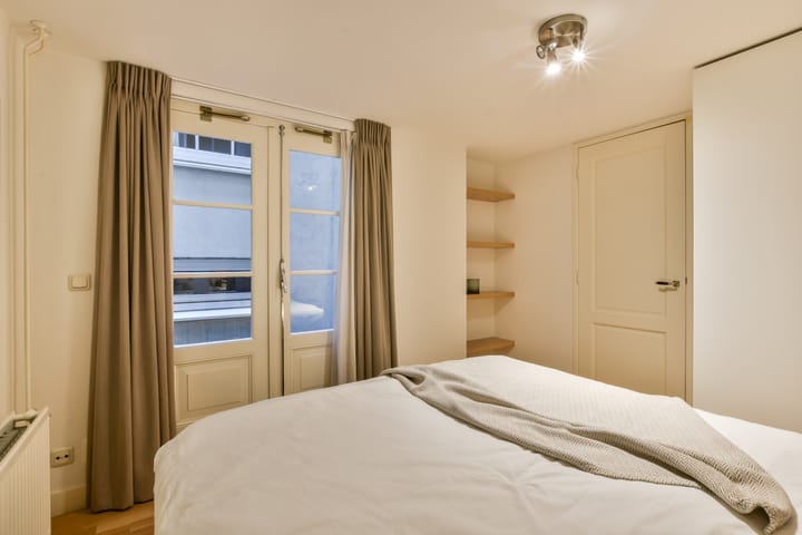 Photo 16 of Kloveniersburgwal 33